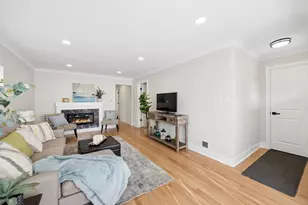 5318 S Narragansett Ave, Chicago, IL 60638 - Photo 4