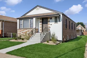 5318 S Narragansett Ave, Chicago, IL 60638 - Photo 1