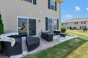 8500 Stillwater Rd, Wonder Lake, IL 60097 - Photo 32