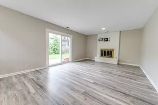 5S735 Park Meadow Dr, Naperville, IL 60540 - Photo 6