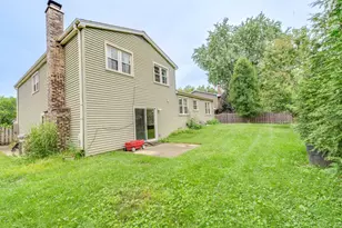 5S735 Park Meadow Dr, Naperville, IL 60540 - Photo 18
