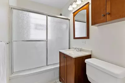8920 Lamon Avenue #2B, Skokie, IL 60077 - Photo 8