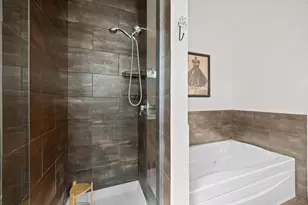4405 S Lake Park Ave, Chicago, IL 60653 - Photo 18
