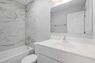 1364 Greenbrook Ct, Hanover Park, IL 60133 - Photo 20