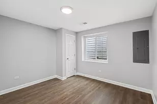 1364 Greenbrook Ct, Hanover Park, IL 60133 - Photo 32