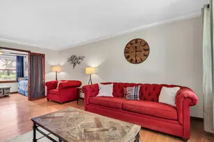 15033 W Redwood Ln, Libertyville, IL 60048 - Photo 10