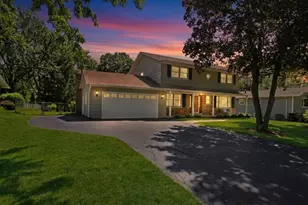 15033 W Redwood Ln, Libertyville, IL 60048 - Photo 32