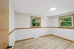1819 Elmwood Dr, Lindenhurst, IL 60046 - Photo 14