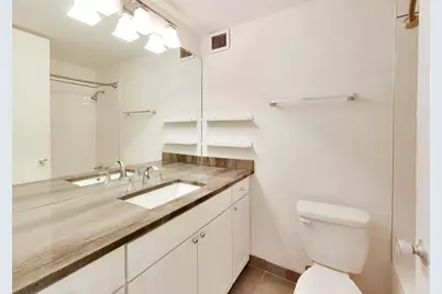 233 E Erie Street #1904, Chicago, IL 60611 - Photo 28