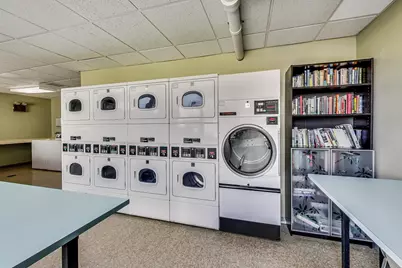 233 E Erie Street #1904, Chicago, IL 60611 - Photo 34