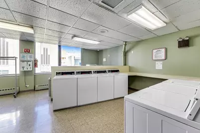 233 E Erie Street #1904, Chicago, IL 60611 - Photo 32
