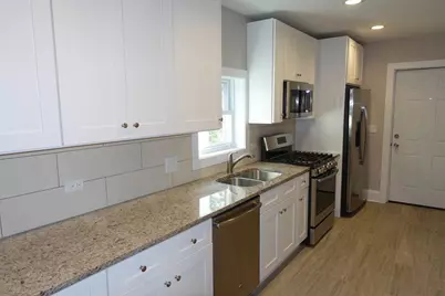 3316 S Calumet Avenue S #2, Chicago, IL 60616 - Photo 8