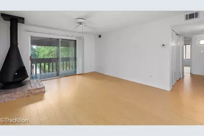 6147 Knoll Wood Court #204, Willowbrook, IL 60527 - Photo 2