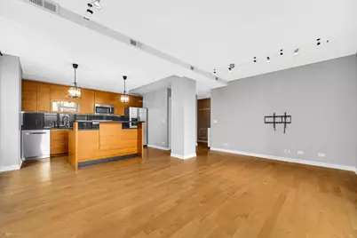 811 W Eastwood Avenue #204, Chicago, IL 60640 - Photo 4