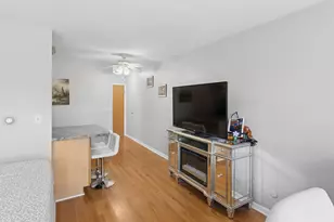 4600 N Cumberland Ave, Chicago, IL 60656 - Photo 4