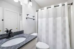 732 Chandler Rd, Gurnee, IL 60031 - Photo 10