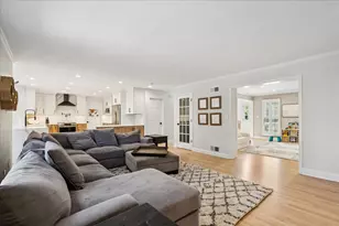658 Lexington Square W, Gurnee, IL 60031 - Photo 10