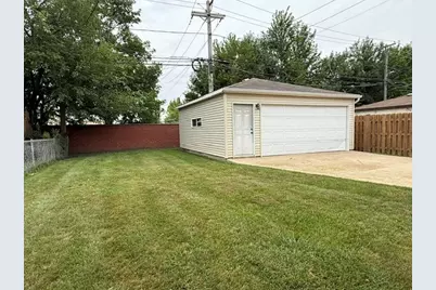 4131 W 70th Street, Chicago, IL 60629 - Photo 4