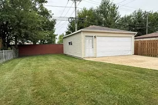 4131 W 70th St, Chicago, IL 60629 - Photo 4