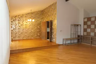 10025 Bronx Ave, Skokie, IL 60077 - Photo 8