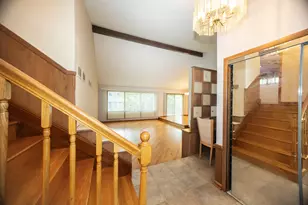 10025 Bronx Ave, Skokie, IL 60077 - Photo 4