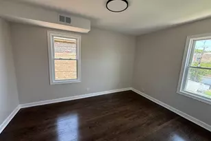 1637 Elmwood Ave, Berwyn, IL 60402 - Photo 6
