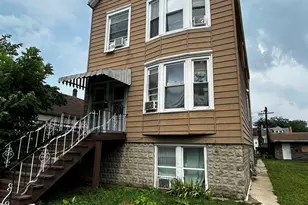 4555 S Francisco Ave, Chicago, IL 60632 - Photo 1