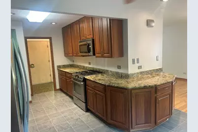 1S471 Monterey Avenue, Oakbrook Terrace, IL 60181 - Photo 10