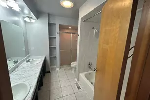 1S471 Monterey Ave, Oakbrook Terrace, IL 60181 - Photo 18