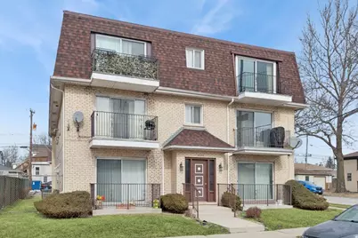 6534 W Montrose Avenue #3W, Harwood Heights, IL 60706 - Photo 1