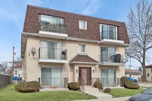 6534 W Montrose Ave, Harwood Heights, IL 60706 - Photo 1