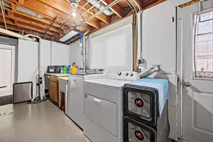 637 S Beverly Ave, Addison, IL 60101 - Photo 26