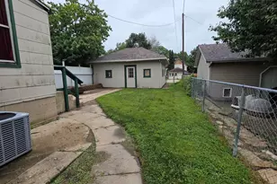 813 Pine St, Ottawa, IL 61350 - Photo 18