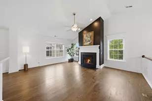 2353 Georgetown Cir, Aurora, IL 60503 - Photo 6