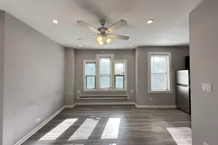 4735 N Beacon St, Chicago, IL 60640 - Photo 12