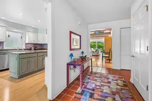 1818 Lincoln Ave, Northbrook, IL 60062 - Photo 2