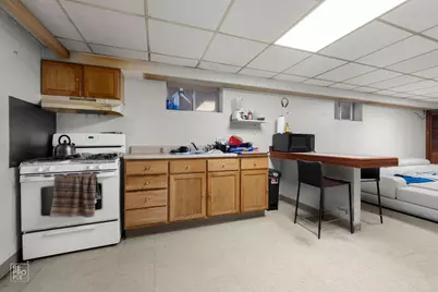 6741 S Komensky Avenue, Chicago, IL 60629 - Photo 34
