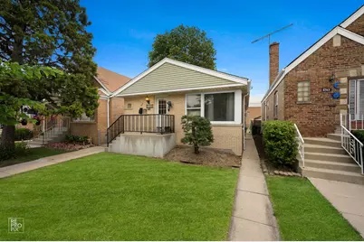 6741 S Komensky Avenue, Chicago, IL 60629 - Photo 2