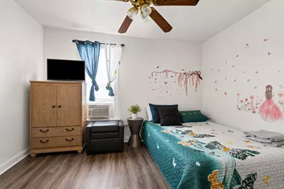 2639 S Trumbull Avenue, Chicago, IL 60623 - Photo 4