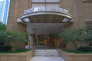 222 N Columbus Dr, Chicago, IL 60601 - Photo 2