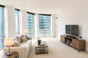 222 N Columbus Dr, Chicago, IL 60601 - Photo 8