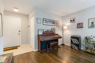 4136 N California Ave, Chicago, IL 60618 - Photo 2