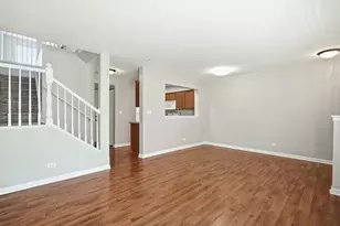 637 Lincoln Station Dr, Oswego, IL 60543 - Photo 6
