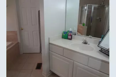 1035 Deer Creek Road, Carpentersville, IL 60110 - Photo 26