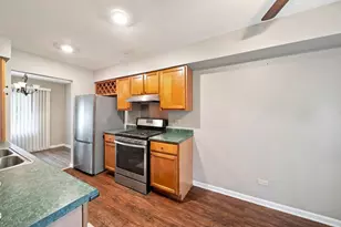 1984 Dunmore Pl, Hoffman Estates, IL 60169 - Photo 8