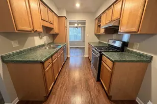 1984 Dunmore Pl, Hoffman Estates, IL 60169 - Photo 10
