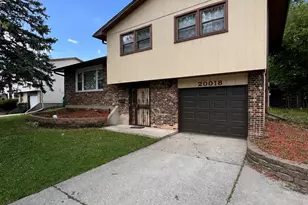 20018 Lakewood Ave, Lynwood, IL 60411 - Photo 2