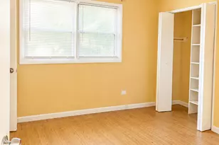 20018 Lakewood Ave, Lynwood, IL 60411 - Photo 10