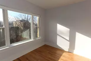3731 N Janssen Ave, Chicago, IL 60613 - Photo 12