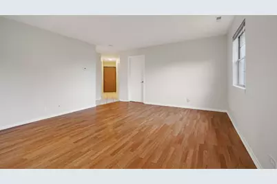 29 N Park Boulevard #H, Streamwood, IL 60107 - Photo 2
